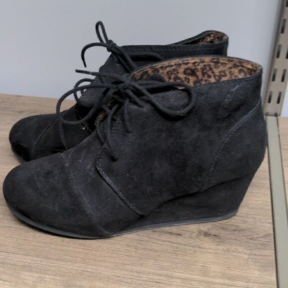 City Classified Black Booties   - Picture 1 of 5